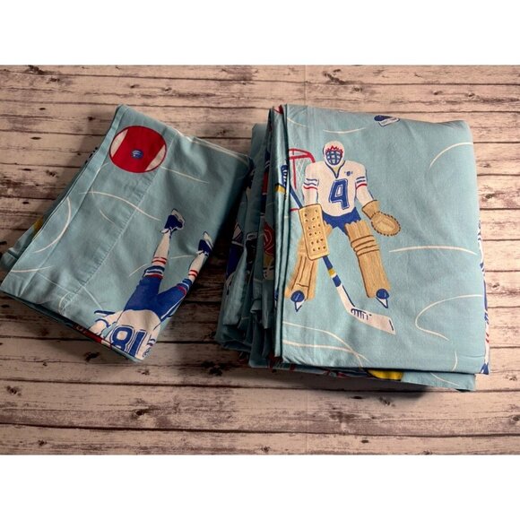 The Company Store Full/Queen Duvet Cover Sports Hockey 2 Pillow Cases - Picture 1 of 8